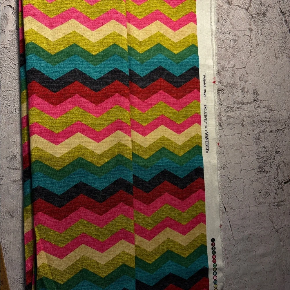 Waverly Medium Weight Fabric, Panama Wave Desert Flower Chevron Pattern - Picture 2 of 3